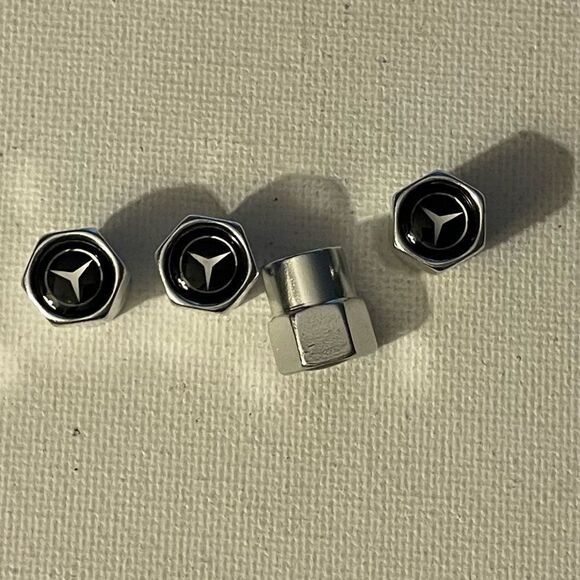 Mercedes Benz Logo valve Stem caps in silver set of 4 NWT - Picture 1 of 4